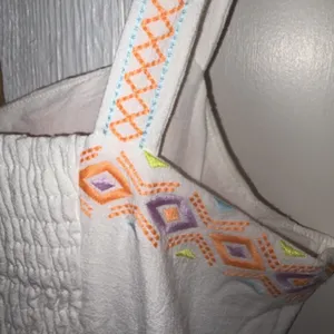 NEW Miss Me Southwestern Dress Embroidered Women's Size Medium Sleeveless Cream thumbnail 2