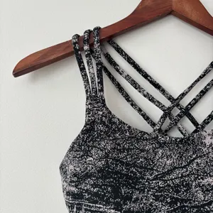 Athleta Hyper Focused Glades Sports Bra Sz M thumbnail 5