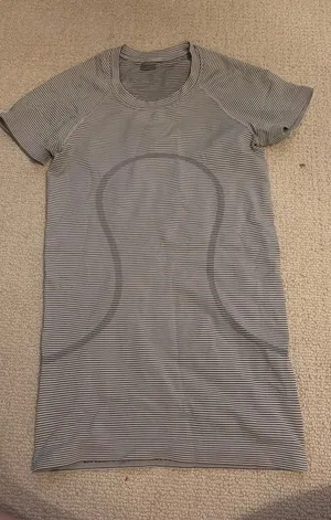 Lululemon Swiftly Tech Short Sleeve thumbnail 1