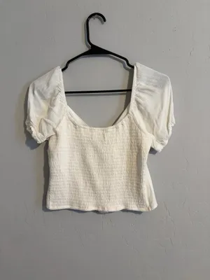 Hollister Top thumbnail 4