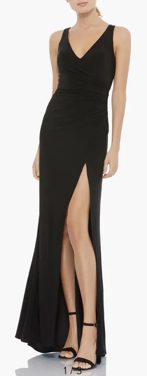 MAC DUGGAL 26513 FAUX WRAP SLEEVELESS V-NECK BLACK GOWN Size 8 thumbnail 1