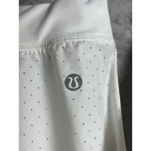 Lululemon Final Lap Jacket Size 6 White Perforated Lightweight Running Zip Up 6 thumbnail 6