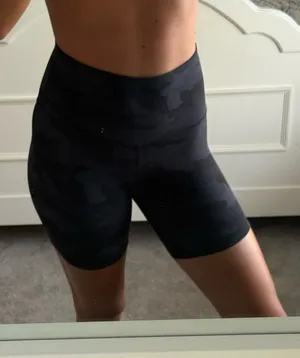 Lululemon Camo Biker Shorts 6" thumbnail 1