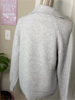 Aerie XS fall winter trendy minimalist poetcore cabincore indie librarian sweate thumbnail 3