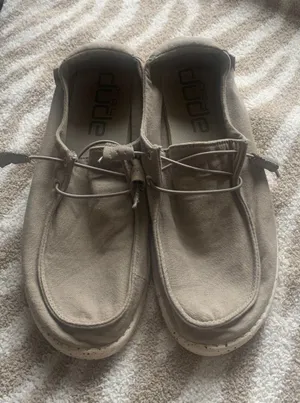 Gray Size 9 | Curtsy thumbnail 3