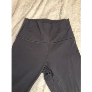 Lululemon Peleton High Rise Wunder Under Cropped 24" Leggings Sz4 thumbnail 2