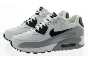 Nike Air Max 90 Essential 616730-111 Womens Sz 5 thumbnail 1