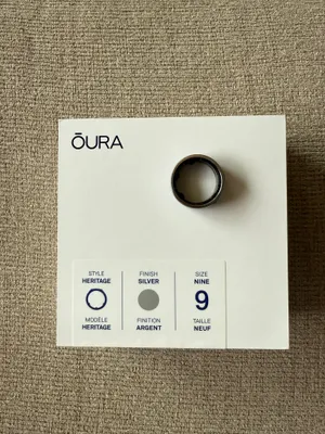 Oura Ring Gen 3 Heritage Silver thumbnail 1