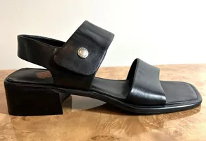 Harley-Davidson Black Leather Comfort Sandals Women's Size 8.5 Block Heel Moto thumbnail 1