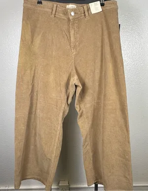 Universal Thread Tan Wide‎ Leg Pants thumbnail 1