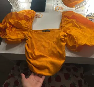 ZARA Top Crop Orange thumbnail 1