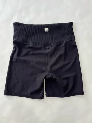 Vuori Shorts thumbnail 2