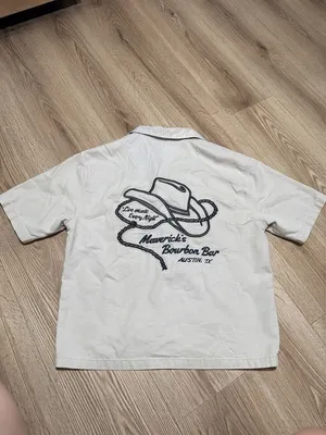 Abercrombie Western Cropped Camp Shirt Cream Cowboy Austin TX Embroidered M thumbnail 2