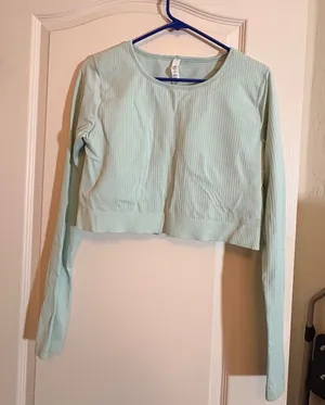 Lululemon Ebb to Street Long Sleeve thumbnail 1