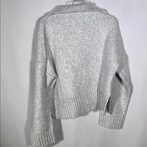 NEUTRAL GROUND WOMENS LIGHT GRAY V NECK COLLARED SWEATER SMALL thumbnail 6