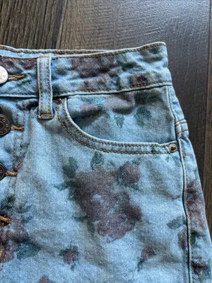 BDG Super High Rise Foxy Jorts Light Blue Denim Shorts w Pink Rose Print Sz 24 thumbnail 3