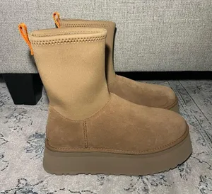 UGG Classic Dipper Boot in Chestnut thumbnail 5