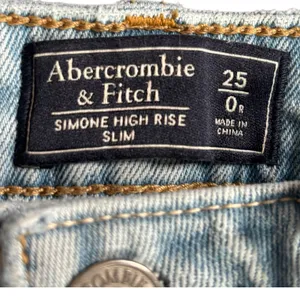 Abercrombie & Fitch Simone High Rise Slim Jeans Distressed Light Wash Raw Hem 25 thumbnail 10