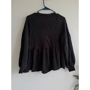 Pilcro Anthropologie‎ Black Cotton Peplum V-Neck Babydoll Top XS Long Sleeve thumbnail 3