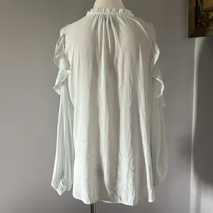 Anthropologie Maeve Liesel Cold Shoulder Top Large Light Mint Green thumbnail 3