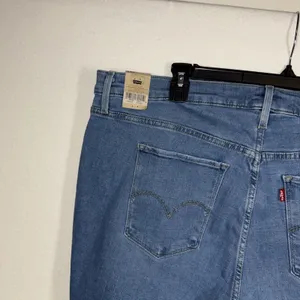 Levi's 725 Women's Bootcut Jeans Blue Plus Size 22W High Rise Hypersoft Stretchy thumbnail 8