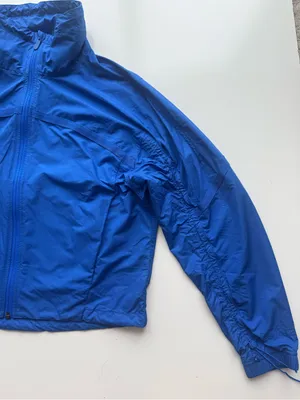 lululemon Lightweight Cropped Track Jacket - Blazer Blue Tone - Size 6 thumbnail 8