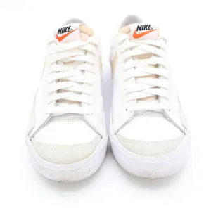 Nike Blazer Low 77 White Sail Light Bone Sneakers Womens Size 6 thumbnail 4