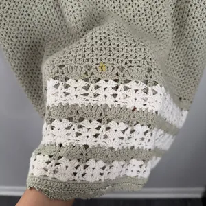 VTG Large Short Sleeve Cardigan Button‎ Up Embroidered Floral Sage Green Crochet thumbnail 3