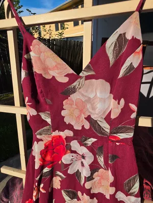 Lulus Into Bloom Burgundy Floral Print Maxi Dress size X Small thumbnail 5
