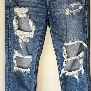 American Eagle Distressed Mom Jean Size 4 Regular thumbnail 9
