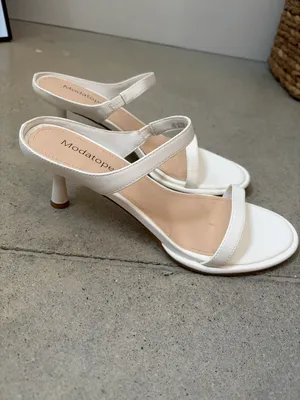 White Kitten Heels Size 7.5 thumbnail 4
