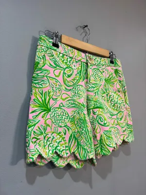 Pink/Green Lilly Pulitzer Scalloped Hem Shorts Size 00 Like New thumbnail 3