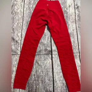 Lululemon Lunar New Year Red Leggings Size 2 thumbnail 3