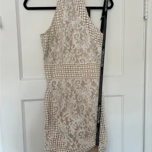 NWT Pretty Little Things Lace Bodycon Dress Size 8 thumbnail 6