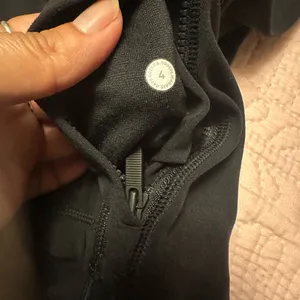 Lululemon Athletica Black Utility Jacket thumbnail 10