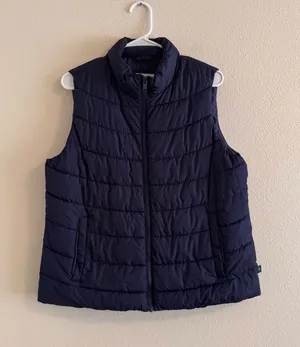 GAP Quilted Packable Vest - Navy Blue thumbnail 1