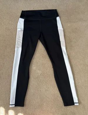 Fabletics Leggings PowerHold thumbnail 1