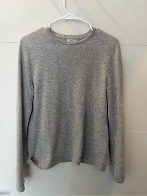 L.L. Bean Women’s Light Gray Cashmere Crewneck Sweater thumbnail 2