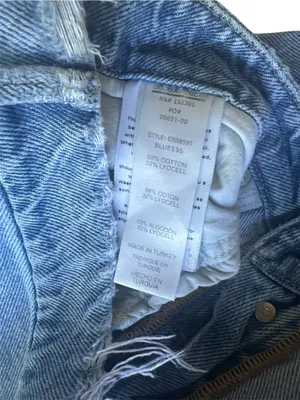 Good American Good Boy High-Rise Distressed Boyfriend Jeans thumbnail 3