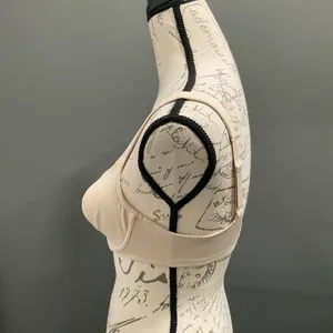 New‎ Victorias Secret Nude Bra thumbnail 2