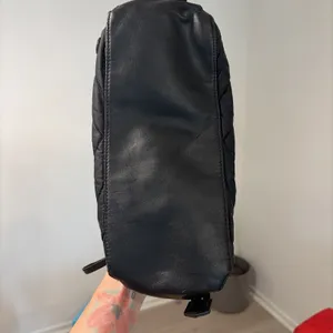 Lululemon Don't Sweat It Kit Quilted Bag Black thumbnail 7