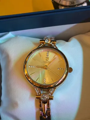 Montres Prestige Dainty 10K Gold Plated/Diamond indices Luxury Collection Watch! thumbnail 3