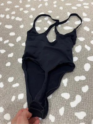 SKIMS Seamless Sculpt Thong Bodysuit Onyx sleeveless shapewear thumbnail 5