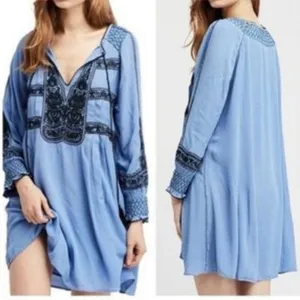 Free People Wind Willow Boho Embroidered Peasant Dress. Periwinkle Gauzy Size S thumbnail 3