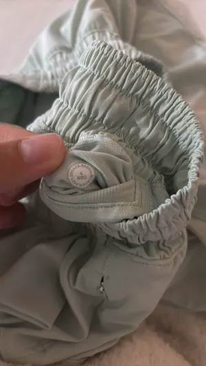 Lululemon Hotty Hot Shorts 2.5" thumbnail 3