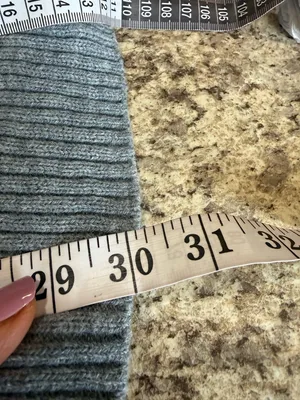 V-Neck Cable Knit Colorblock Sweater in Olive, Cream & Gray thumbnail 6