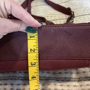 The Sak Wine Pebbled Leather Crossbody With Top Handles Purse Butter Soft EUC thumbnail 7