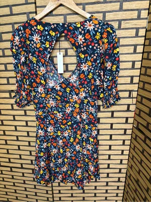 Olivaceous Floral Dress Size Medium thumbnail 2