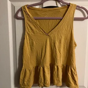 American Eagle Yellow tank top thumbnail 1