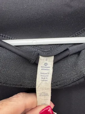Lululemon Athletica Women’s Pants in Black thumbnail 4